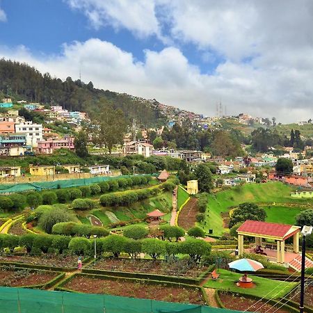 Al Woodlands Residency Hotel Ooty Eksteriør billede